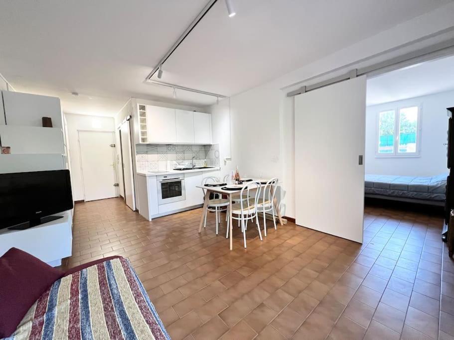 Appartement Paisible ลาซิโอตาต์ ภายนอก รูปภาพ
