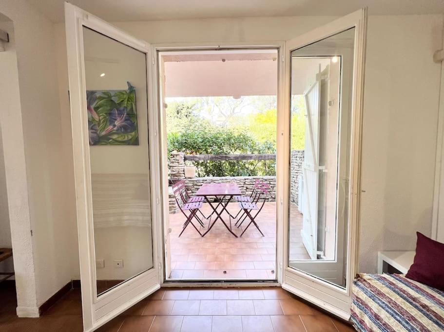Appartement Paisible ลาซิโอตาต์ ภายนอก รูปภาพ